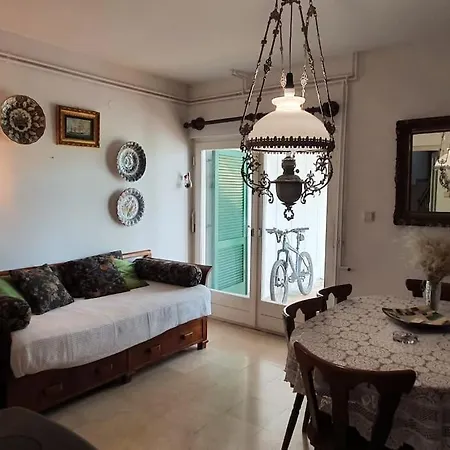 Lovely Family House Of 200m² For A Great Vacation Διαμέρισμα