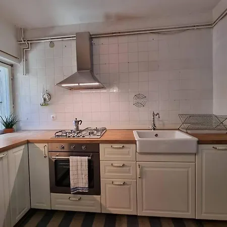 Διαμέρισμα Lovely Family House Of 200m² For A Great Vacation Cres